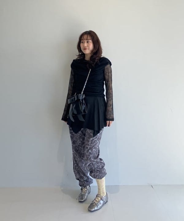 渡邊 舞さんの「BEAMS WOMEN｜リボン チェーン バッグ」を使ったコーディネート