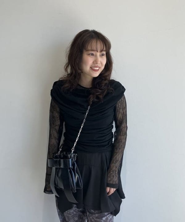 渡邊 舞さんの「BEAMS WOMEN｜リボン チェーン バッグ」を使ったコーディネート