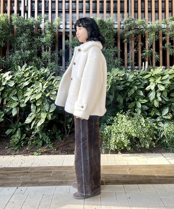 kigoさんの「BEAMS WOMEN｜フロッキー デニム ワイド パンツ」を使ったコーディネート