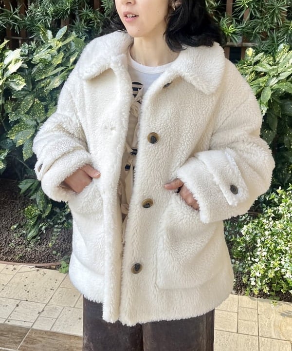 kigoさんの「BEAMS WOMEN｜フロッキー デニム ワイド パンツ」を使ったコーディネート