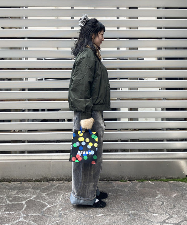 晶さんの「BEAMS WOMEN｜フロッキー デニム ワイド パンツ」を使ったコーディネート