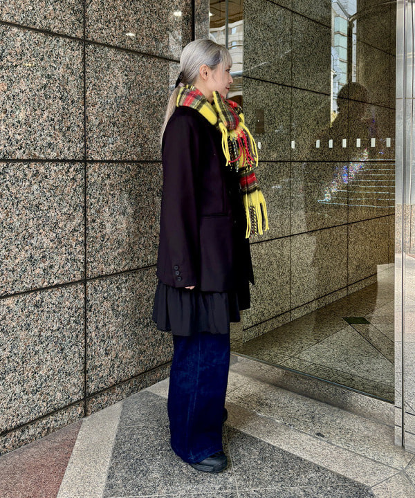 YABUさんの「BEAMS WOMEN｜4ボタン ダブル テーラード ジャケット」を使ったコーディネート