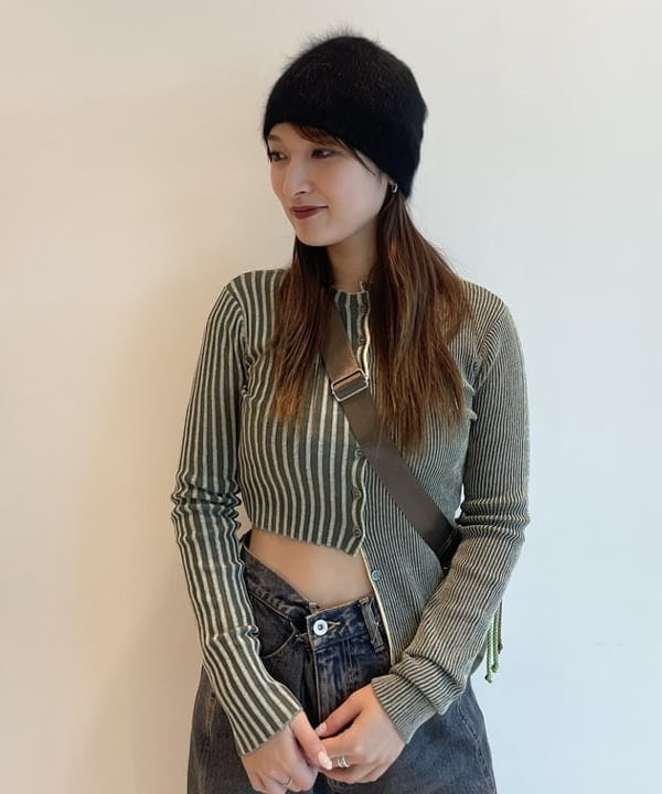 松本 佳菜子さんの「BEAMS WOMEN｜オーバーダイ デニム パンツ」を使ったコーディネート