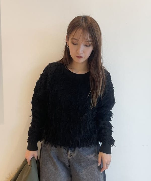 松本 佳菜子さんの「BEAMS WOMEN｜CONTROL FREAK / DOWNY ショルダーバッグ」を使ったコーディネート