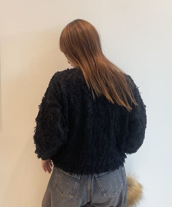 松本 佳菜子さんの「BEAMS WOMEN｜CONTROL FREAK / DOWNY ショルダーバッグ」を使ったコーディネート