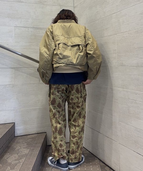 み　う　ちさんの「BEAMS WOMEN｜フリーダムスリーブ Vネック スウェット」を使ったコーディネート