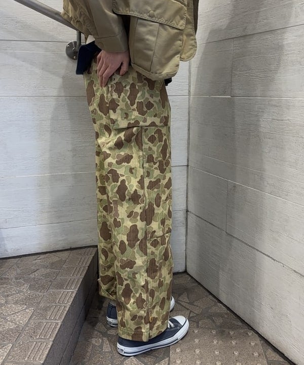 み　う　ちさんの「BEAMS WOMEN｜フリーダムスリーブ Vネック スウェット」を使ったコーディネート