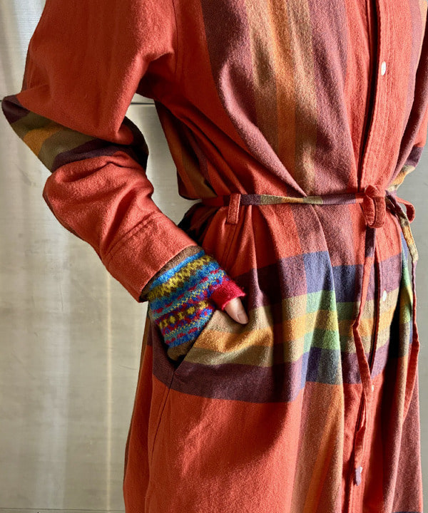 みりさんの「ビッグ タータン ワンピース」を使ったコーディネート