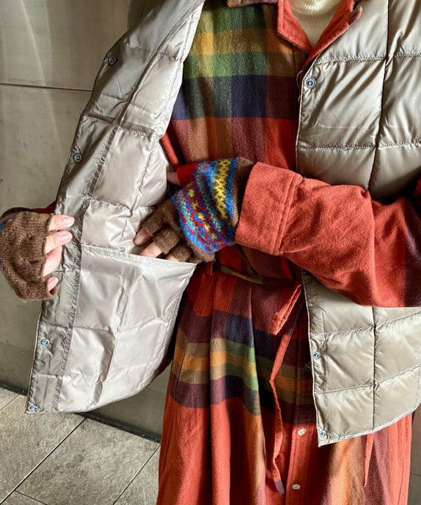 みりさんの「ビッグ タータン ワンピース」を使ったコーディネート