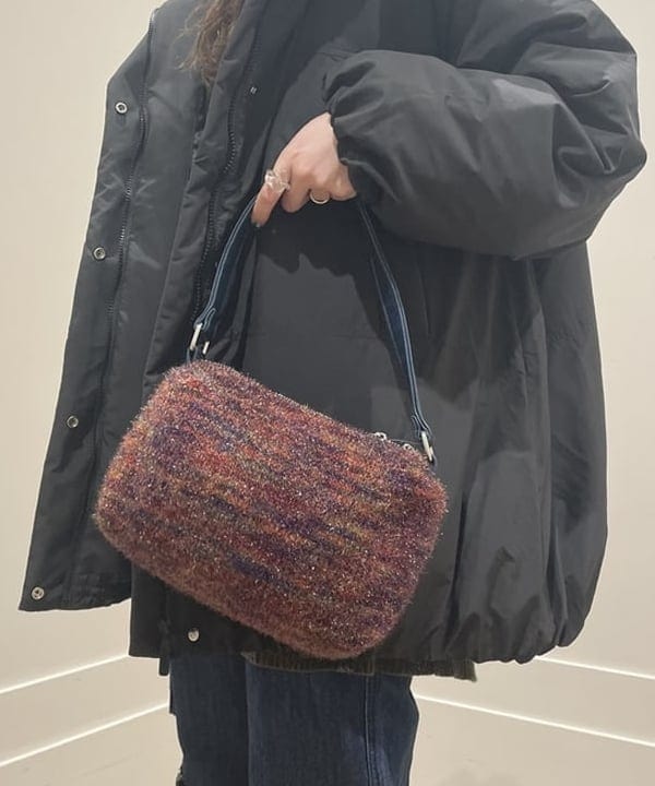 reiさんの「BEAMS WOMEN｜ニット ミニ バッグ」を使ったコーディネート