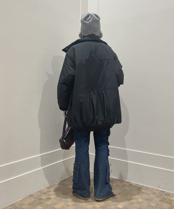 reiさんの「BEAMS WOMEN｜ニット ミニ バッグ」を使ったコーディネート