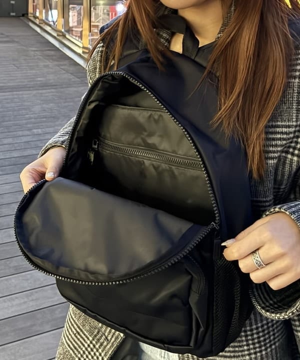 松本 佳菜子さんの「BEAMS WOMEN｜チェック ビーバー ダブル ハーフコート」を使ったコーディネート