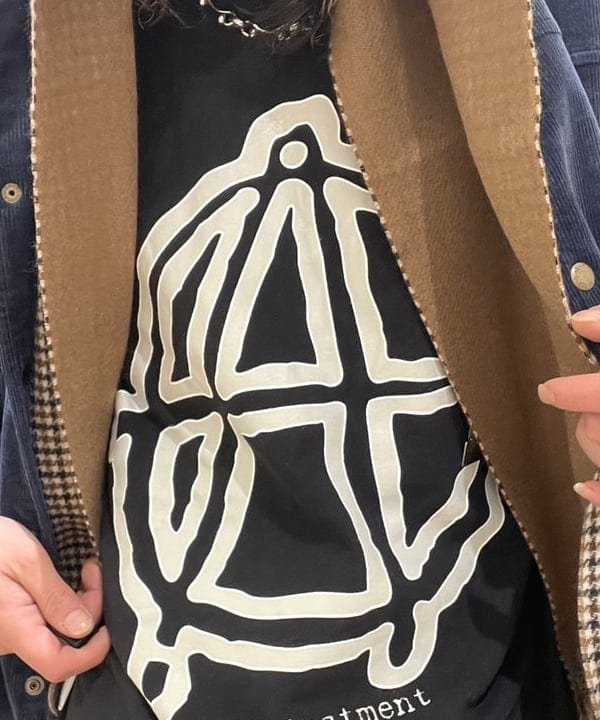 菊田 悠さんの「BEAMS WOMEN｜BEAMS ロゴ スウェット パンツ」を使ったコーディネート