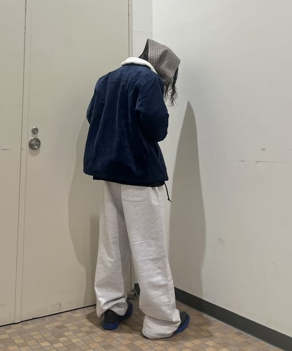 菊田 悠さんの「BEAMS WOMEN｜BEAMS ロゴ スウェット パンツ」を使ったコーディネート