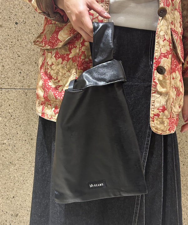 MATSUMOTO AMIさんの「BEAMS WOMEN｜ラップ プリーツ スカート」を使ったコーディネート