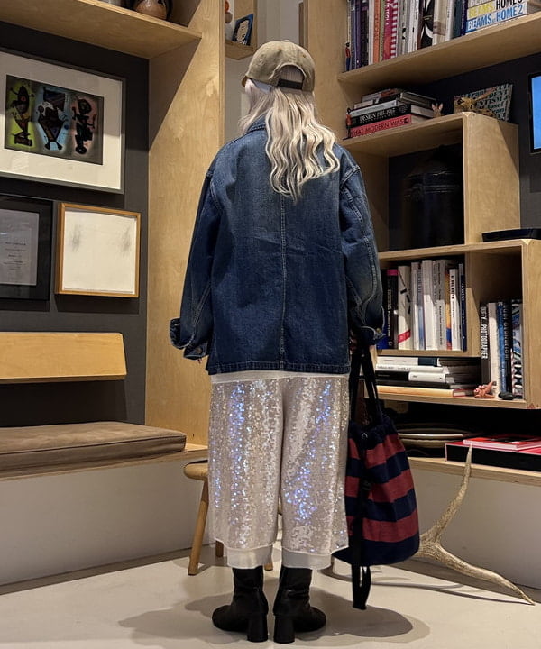 ando naoさんの「BEAMS WOMEN｜【別注】Winner Caps / スエード &times; ツイル キャップ」を使ったコーディネート