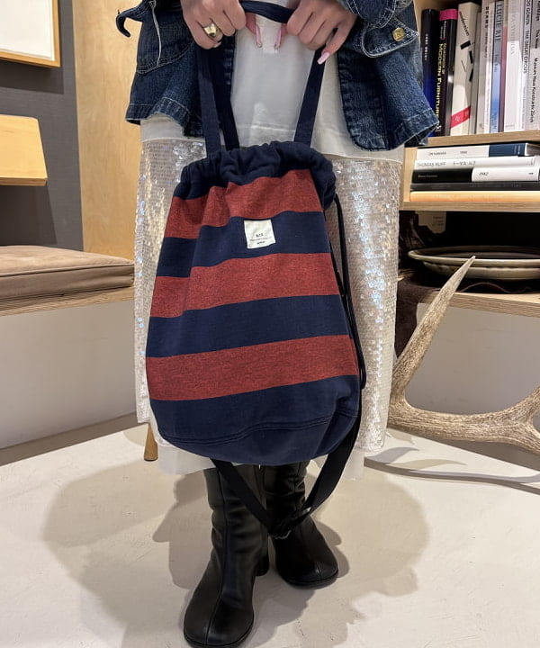 ando naoさんの「BEAMS WOMEN｜【別注】Winner Caps / スエード &times; ツイル キャップ」を使ったコーディネート