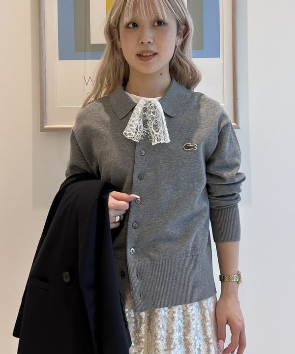 ando naoさんの「BEAMS WOMEN｜【別注】LACOSTE / ポロ カーディガン」を使ったコーディネート