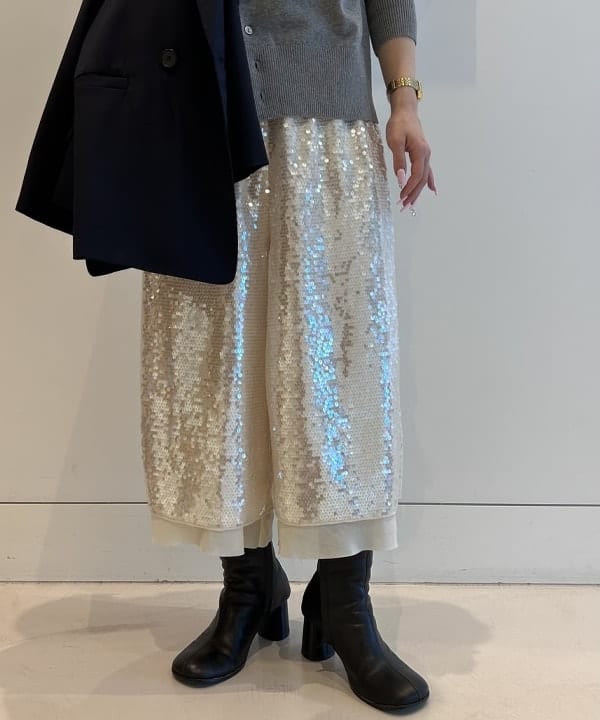 ando naoさんの「BEAMS WOMEN｜【別注】LACOSTE / ポロ カーディガン」を使ったコーディネート