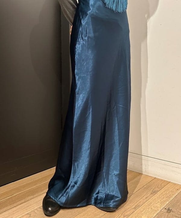 佐藤 亜美さんの「BEAMS WOMEN｜ホットフィックス クルーネック カットソー」を使ったコーディネート