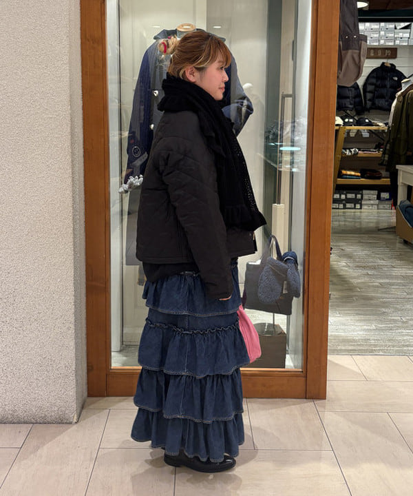 大石彩可さんの「BEAMS WOMEN｜【別注】N,P,E / ペイシェントバッグ カラー デニム M」を使ったコーディネート