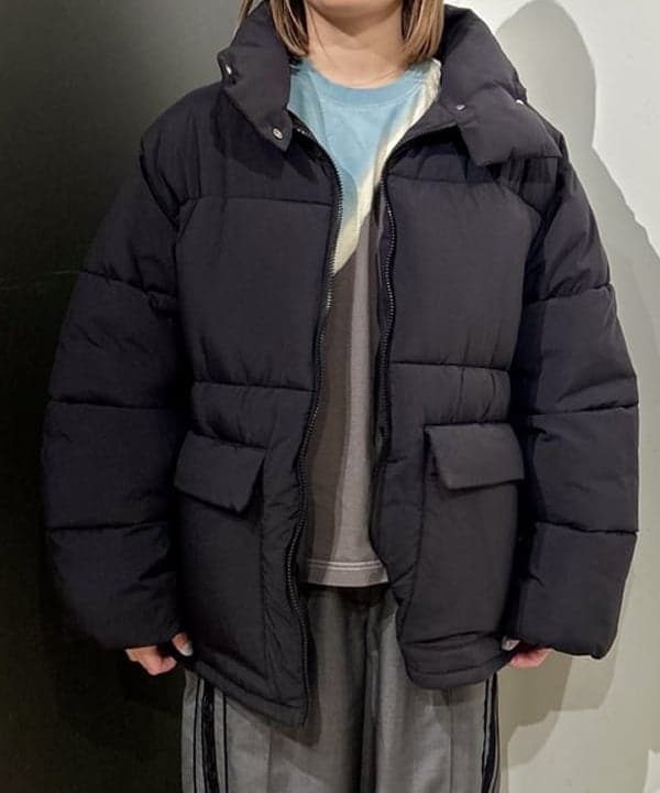 早川 萌子さんの「BEAMS WOMEN｜中綿 スタンドカラー ブルゾン」を使ったコーディネート