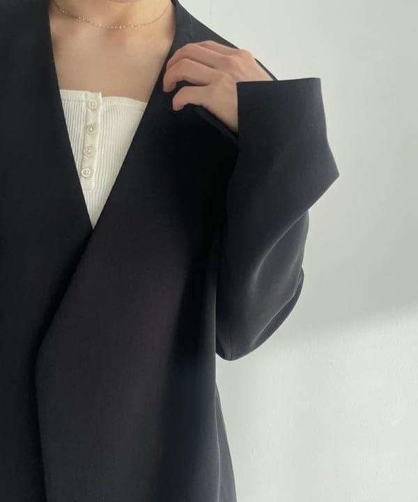 SAKAIさんの「BEAMS WOMEN｜【別注】upper hights / THE SISTER デニムパンツ BRUME」を使ったコーディネート