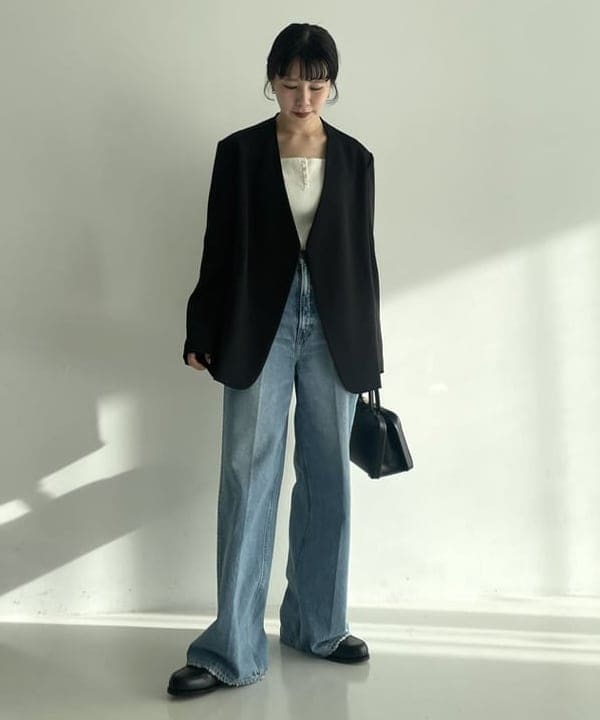 SAKAIさんの「BEAMS WOMEN｜【別注】upper hights / THE SISTER デニムパンツ BRUME」を使ったコーディネート