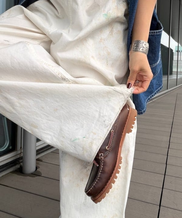 Heg.さんの「BEAMS WOMEN｜【別注】L.L.Bean / Deep Bottom Leather Handle Zip Tote Mini」を使ったコーディネート