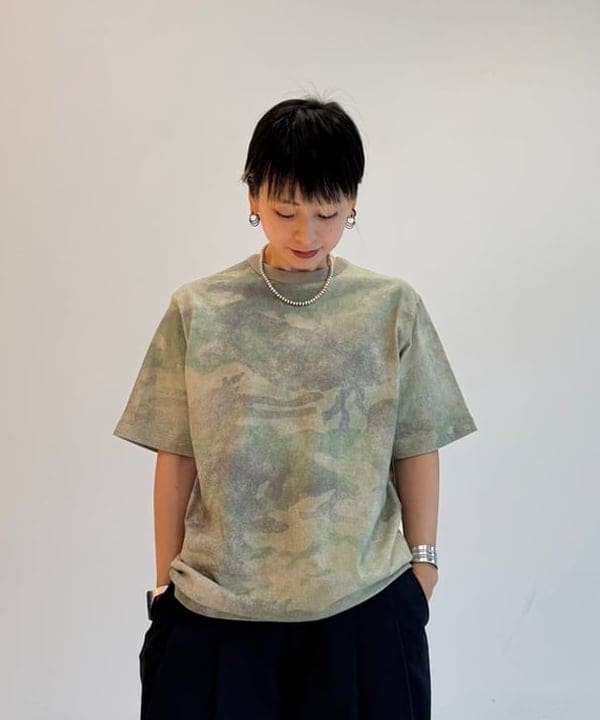 Heg.さんの「BEAMS WOMEN｜ワイドショート ダメージ デニム ジャケット」を使ったコーディネート