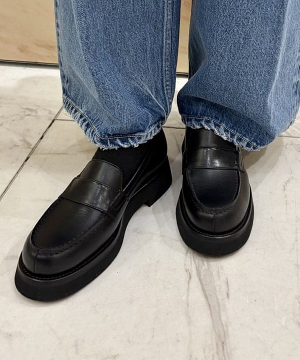 茂野 真楓さんの「BEAMS WOMEN｜モヘヤループ シャギー ジャケット」を使ったコーディネート