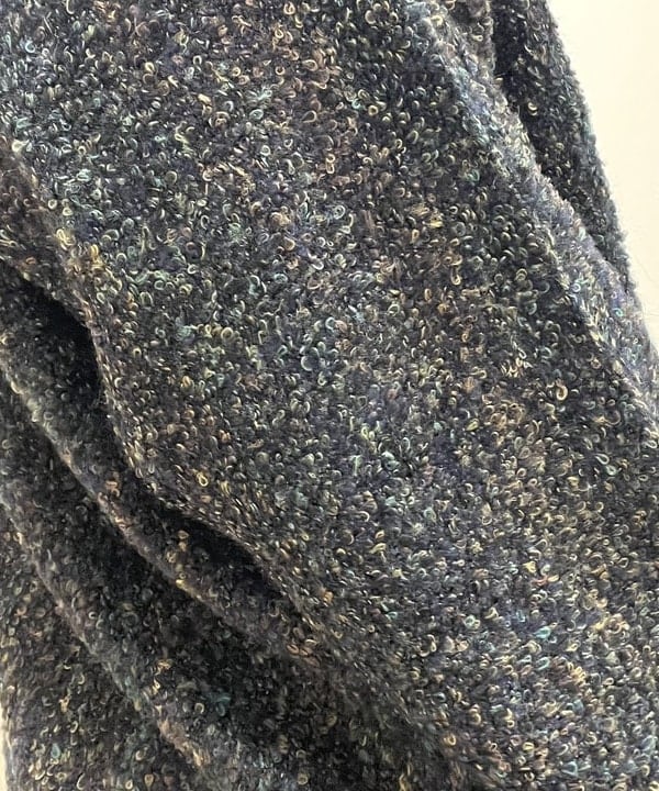 菊田 悠さんの「BEAMS WOMEN｜5ゲージ ブークレ カーディガン」を使ったコーディネート