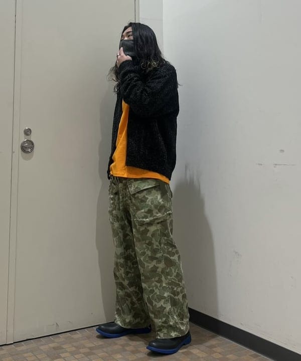 菊田 悠さんの「BEAMS WOMEN｜5ゲージ ブークレ カーディガン」を使ったコーディネート