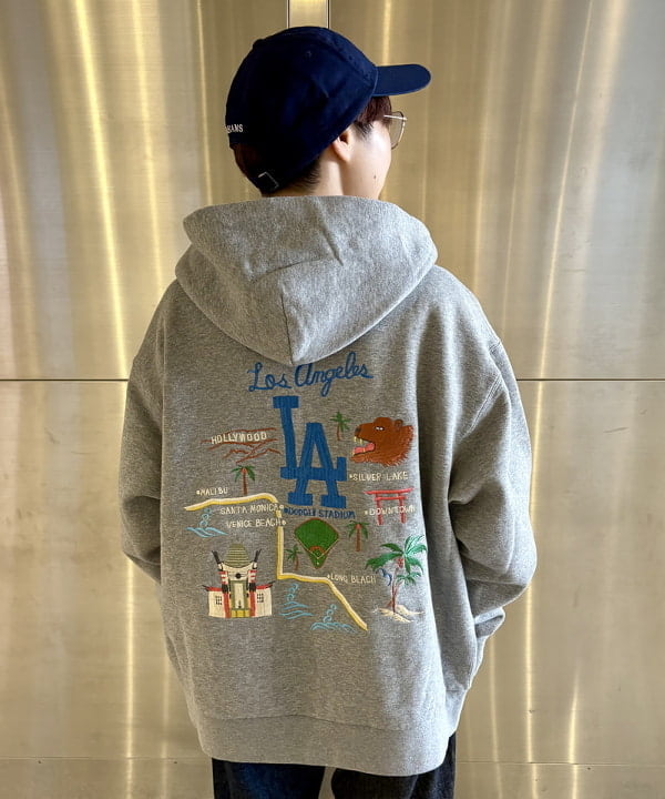 みりさんの「7ゲージ ボーダー クルー ニット」を使ったコーディネート