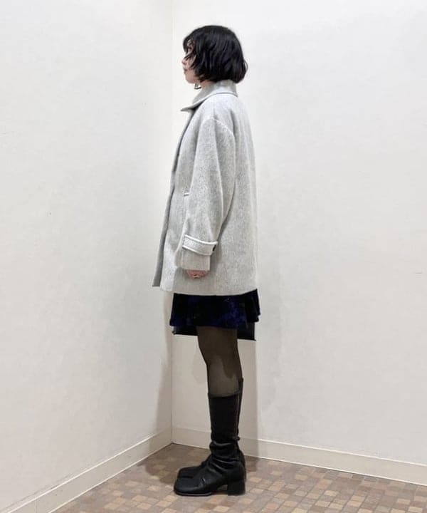 加歩さんの「BEAMS WOMEN｜シャギー ダブル ハーフ コート」を使ったコーディネート