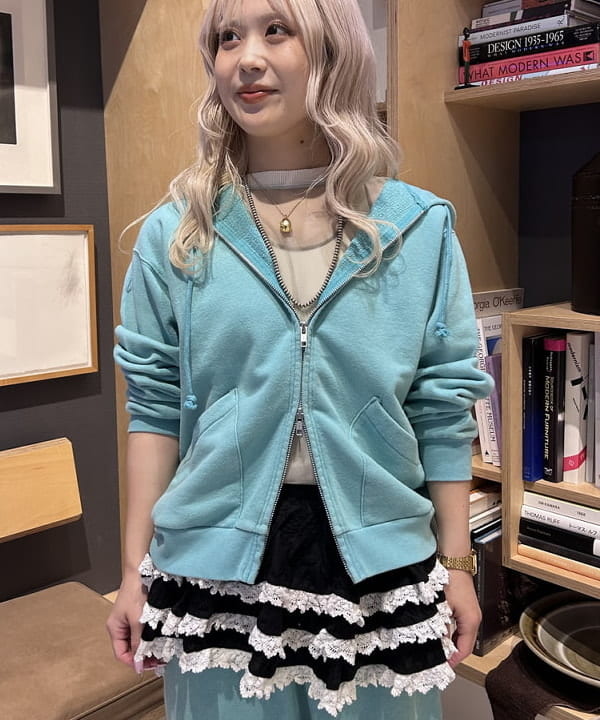 ando naoさんの「BEAMS WOMEN｜【別注】Healthknit &times; maturely / トンプキンス スウェット パンツ」を使ったコーディネート