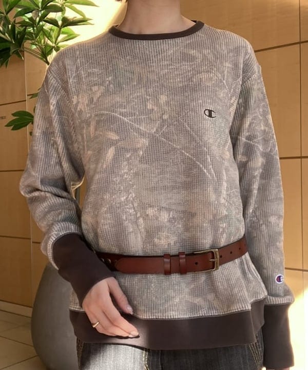 Hazukiさんの「BEAMS WOMEN｜【別注】Champion / ツリー サーマル Tシャツ」を使ったコーディネート