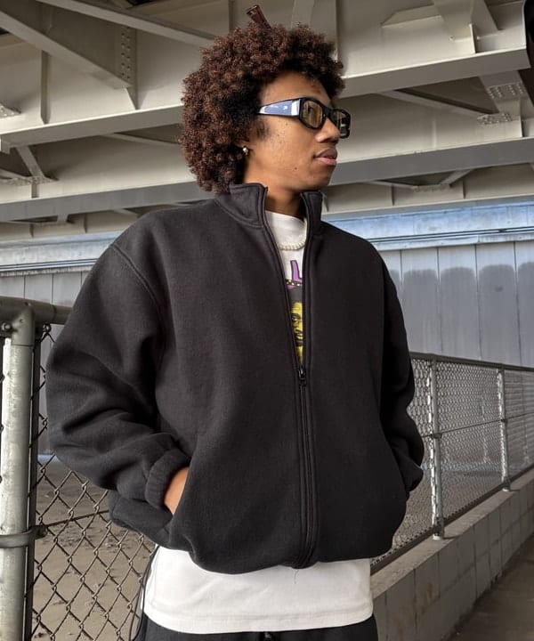 NADEL ナデールさんの「BEAMS WOMEN｜【別注】Champion / Fleece Stand Zip Jacket」を使ったコーディネート