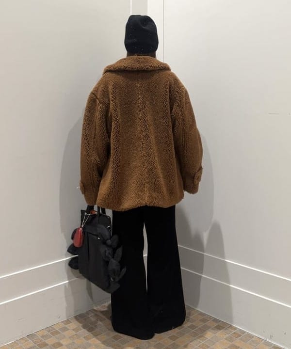 松本 佳菜子さんの「BEAMS WOMEN｜スパンコール ビーニー 25」を使ったコーディネート