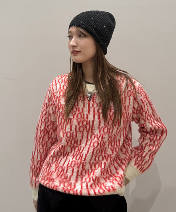 松本 佳菜子さんの「BEAMS WOMEN｜スパンコール ビーニー 25」を使ったコーディネート