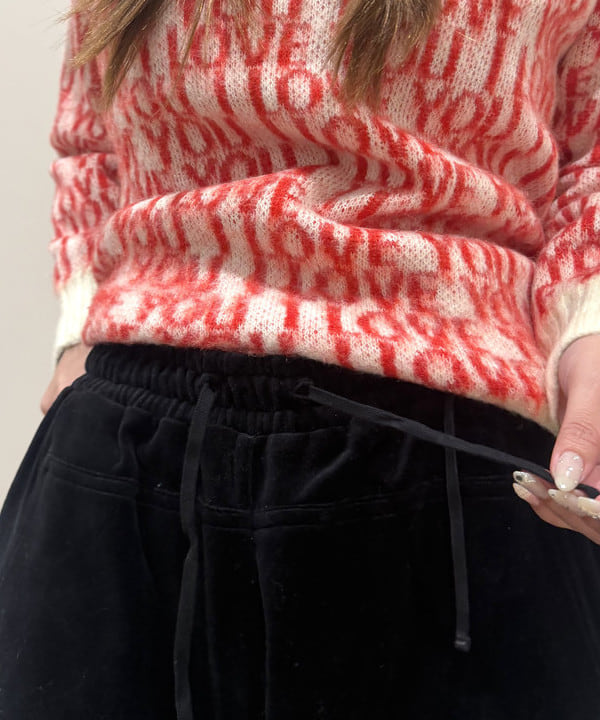 松本 佳菜子さんの「BEAMS WOMEN｜スパンコール ビーニー 25」を使ったコーディネート