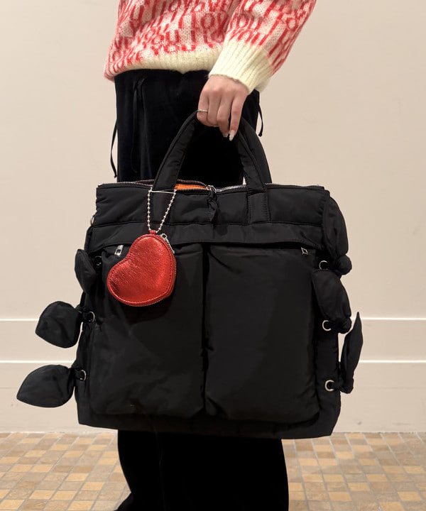 松本 佳菜子さんの「BEAMS WOMEN｜スパンコール ビーニー 25」を使ったコーディネート