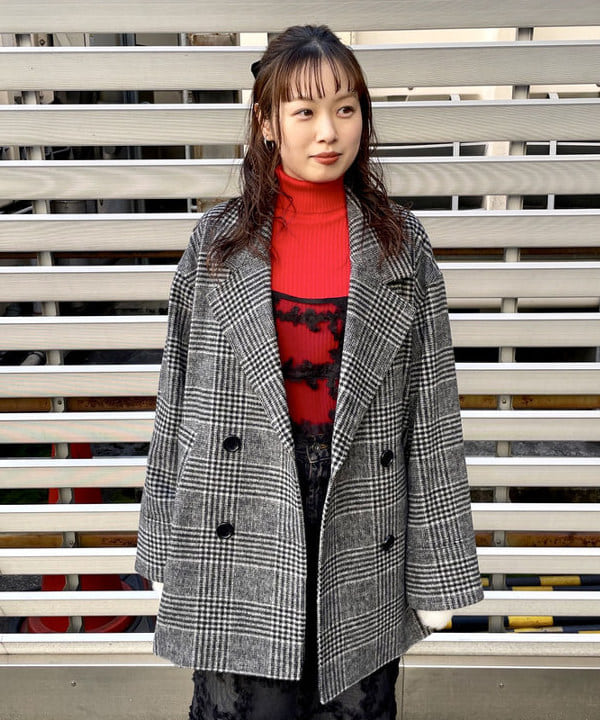 カタヤマ アヤさんの「BEAMS WOMEN｜チェック ビーバー ダブル ハーフコート」を使ったコーディネート