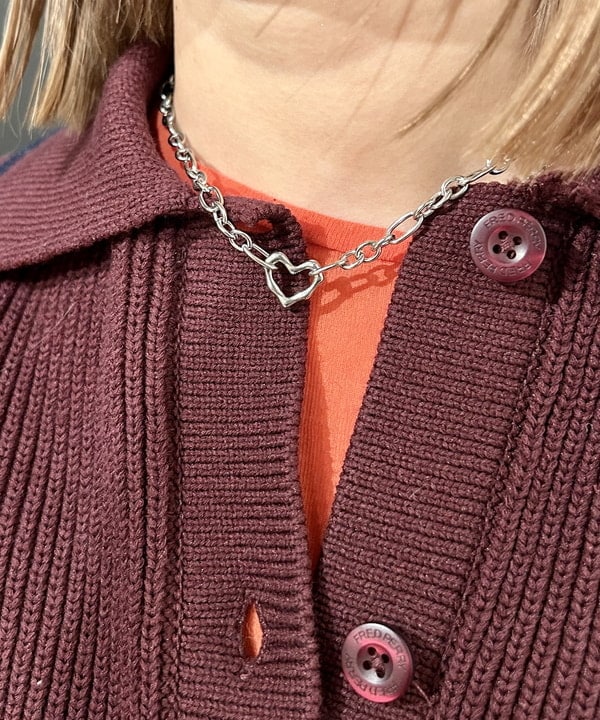 早川 萌子さんの「BEAMS WOMEN｜【別注】FRED PERRY / Tipped Collar Cardigan」を使ったコーディネート