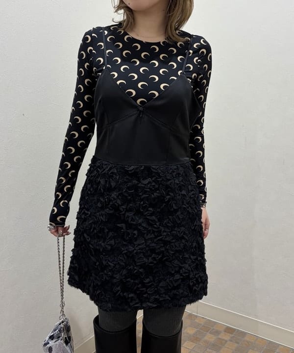 まゆちゃんさんの「BEAMS WOMEN｜テープ刺繍 キャミソール ワンピース」を使ったコーディネート