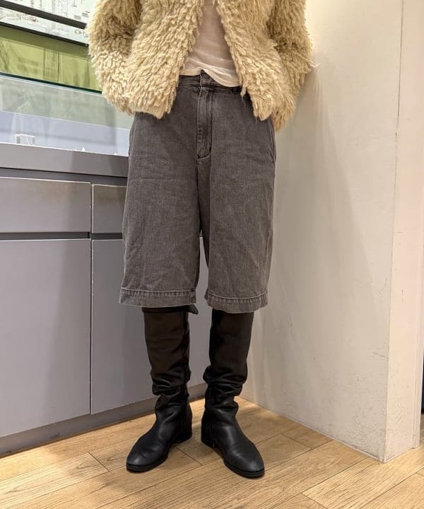 れいなさんの「BEAMS WOMEN｜CONTROL FREAK / ミリタリー チャーム ボストン バッグ」を使ったコーディネート