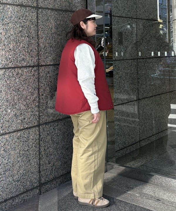 イガラシさんの「BEAMS WOMEN｜【別注】Champion / バックプリント リバースウィーブ(R) クルー スウェット」を使ったコーディネート