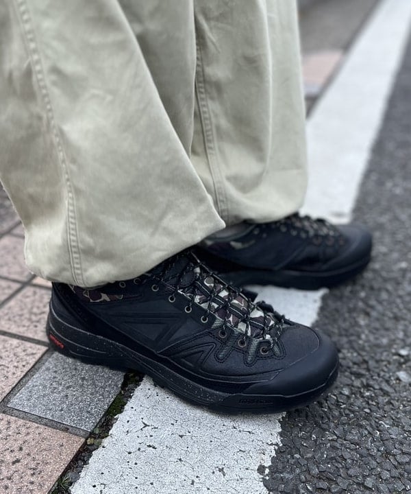 BAKU(東江 漠)さんの「BEAMS WOMEN｜ボーダー ビッグ ストール」を使ったコーディネート