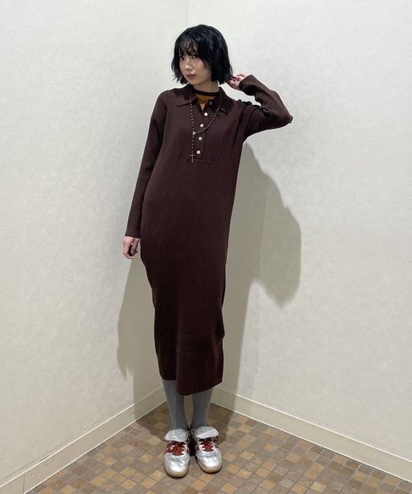 加歩さんの「BEAMS WOMEN｜スタンドカラー ダブル コート」を使ったコーディネート