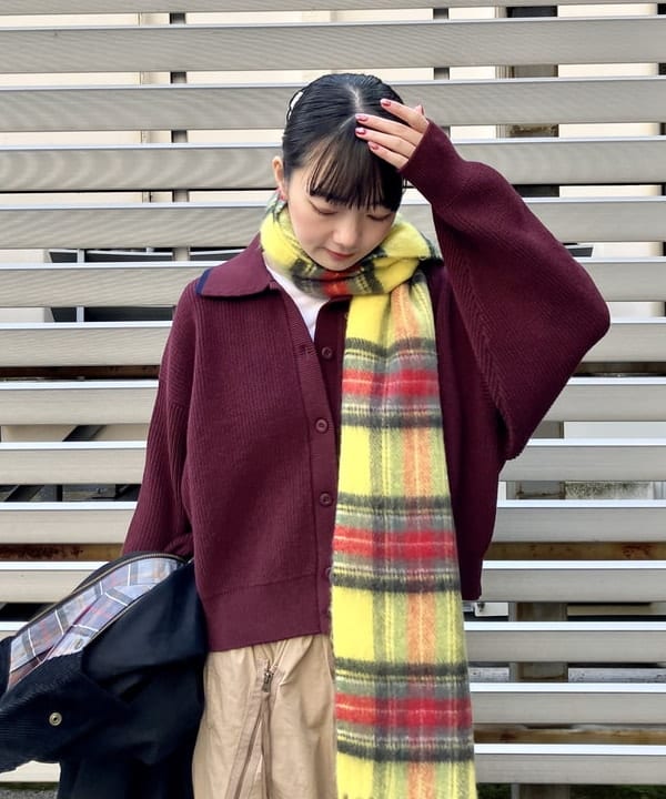 むりょさんの「BEAMS WOMEN｜【別注】FRED PERRY / Tipped Collar Cardigan」を使ったコーディネート